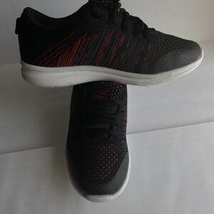 Geers By Dream Seek kids Athletics Sneakers Black& Red shoes Size 12